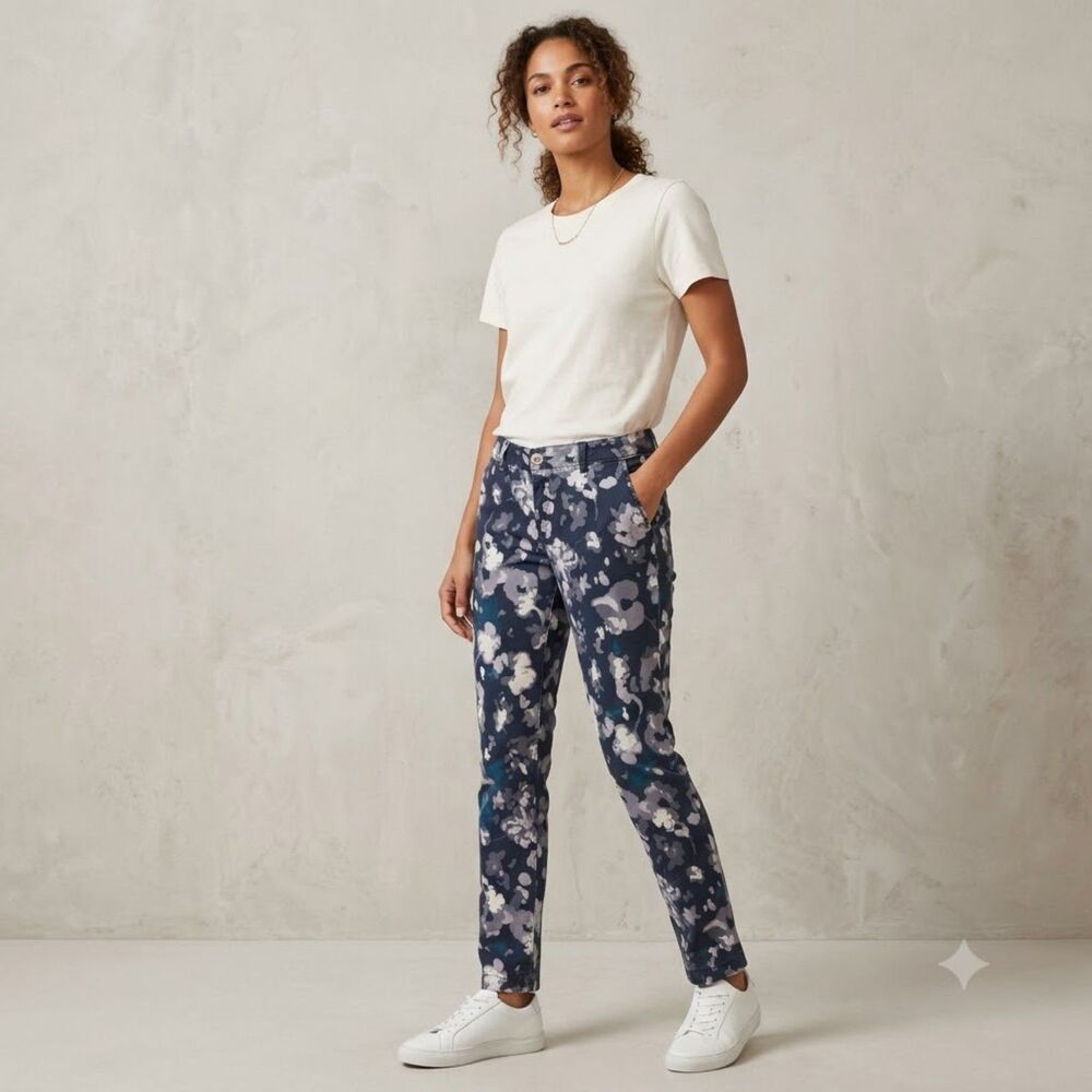 Pilcro and Letterpress Anthropologie Grey Floral Chinos Size 26 Skinny Hyphen